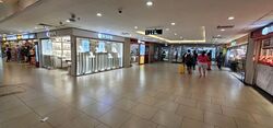Lucky Plaza (D9), Shop House #556774751